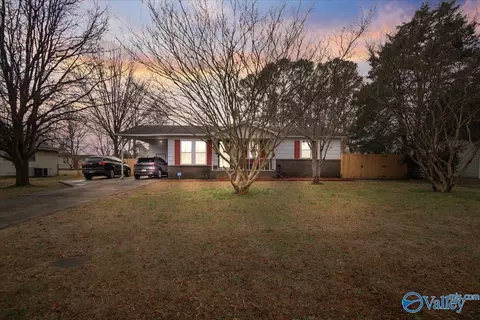 305 Beard St, Decatur, AL 35601
