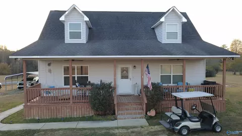 2040 Gowens Rd, Gadsden, AL 35903