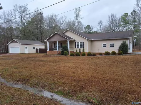 7110 New Bethel Rd, Gadsden, AL 35903