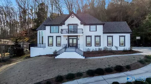 3034 Woodvue Rd, Guntersville, AL 35976