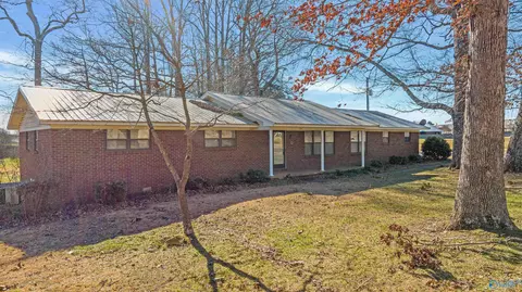 284 Circle Dr, Rainsville, AL 35986