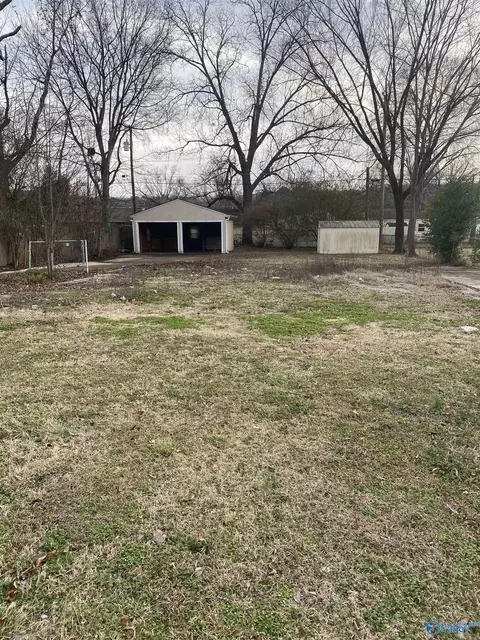 2020 NE Dellbrook Dr, Huntsville, AL 35811