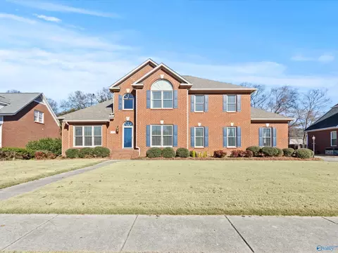 2717 Whistler Ln, Owens Cross Roads, AL 35763