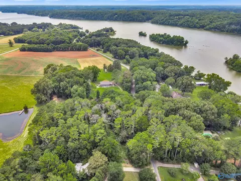 2 14 Acres Riverside Dr, Athens, AL 35611