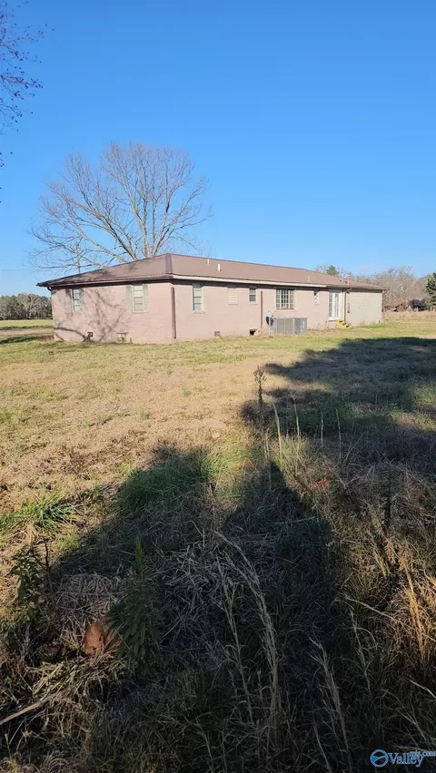 80 Wagnon Ferry Rd, Gadsden, AL 35901