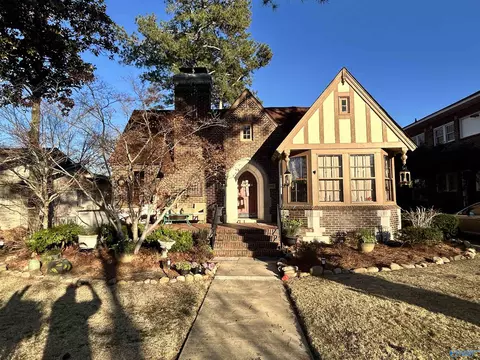 104 Argyle Cir, Gadsden, AL 35901