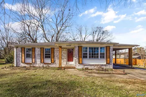 3209 Harvey St, Huntsville, AL 35810