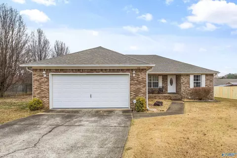 18220 E Limestone Rd, Athens, AL 35613