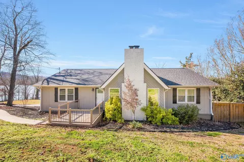 920 E Haven Dr, Glencoe, AL 35905