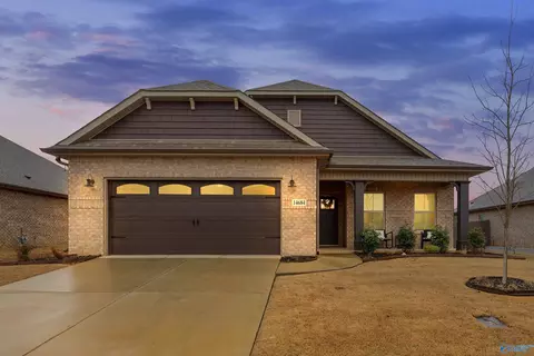 14684 Demarie Ln, Athens, AL 35613