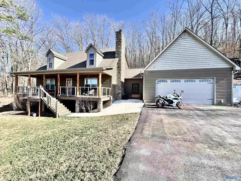 10404 Alabama Highway 79, Scottsboro, AL 35768