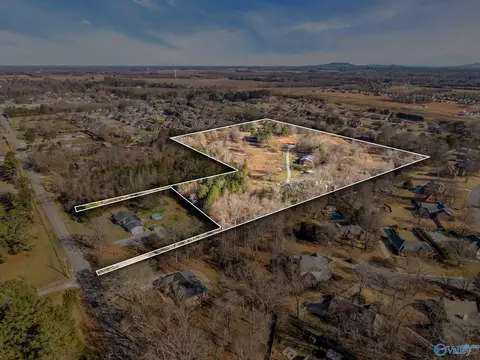 14504 E Limestone Rd, Harvest, AL 35749