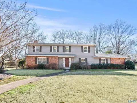 2501 College St, Decatur, AL 35601