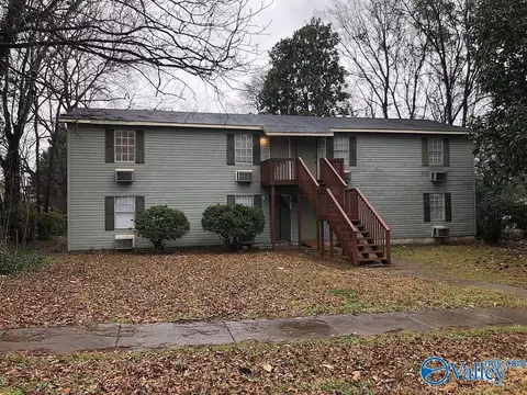 1612 Tower St, Decatur, AL 35601