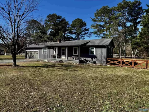 3700 Browns Valley Rd, Guntersville, AL 35976