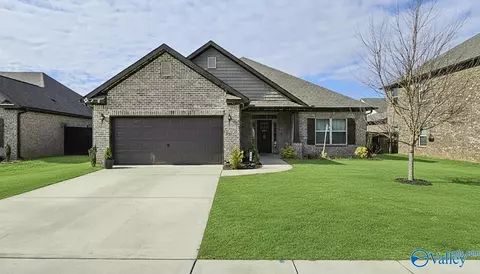206 Rye Cir, Huntsville, AL 35811