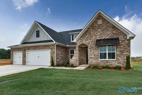 6130 Abner Branch Blvd, Owens Cross Roads, AL 35763