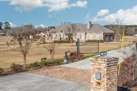 105 Bay View Ln, Centre, AL 35960