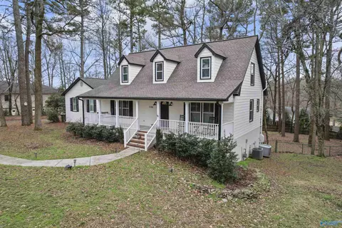 156 Arbery Dr, Huntsville, AL 35806
