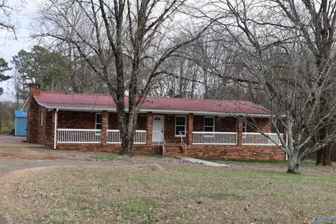 306 Olinger Rd, Scottsboro, AL 35769