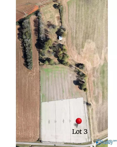 443 Narrow Ln, New Market, AL 35761