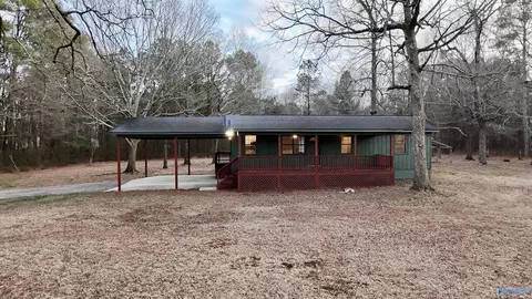 179 Hooper Dr, Boaz, AL 35956