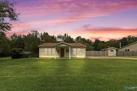 Exterior - 8565 Curtis Rd, Athens, AL 35614 photo 6 of 9