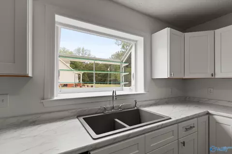 Kitchen - 8565 Curtis Rd, Athens, AL 35614 photo 1 of 3