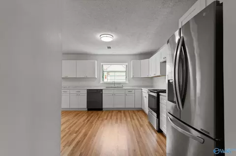 Kitchen - 8565 Curtis Rd, Athens, AL 35614 photo 2 of 3
