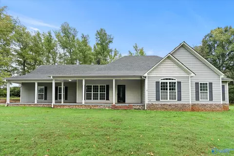 26710 Newby Rd, Athens, AL 35613