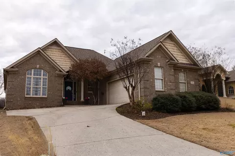 22856 Winged Foot Ln, Athens, AL 35613