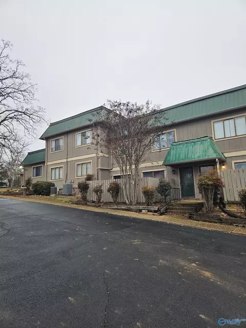 2225 Golf Rd #101, Huntsville, AL 35802