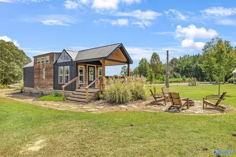 1227 Martin Rd, Boaz, AL 35957