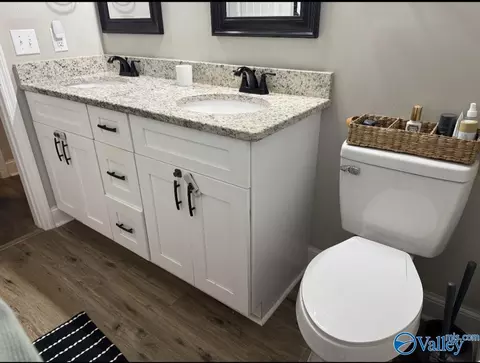 Bath - 91 Gurley Cir, Section, AL 35771 photo 2 of 2