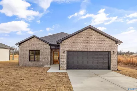 17182 Red Hill Rd, Athens, AL 35611