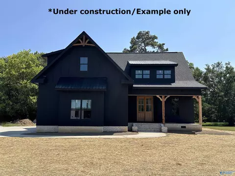 285 Bent River Dr, Gadsden, AL 35901