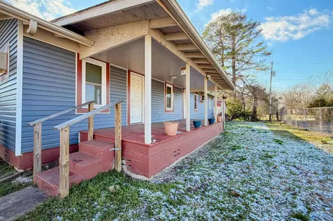 807 N Madison St, Athens, AL 35611