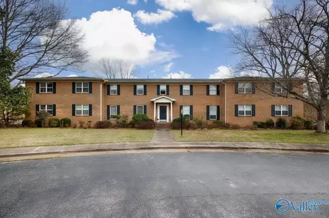 1205 Bailey Cove Cir #B, Huntsville, AL 35801