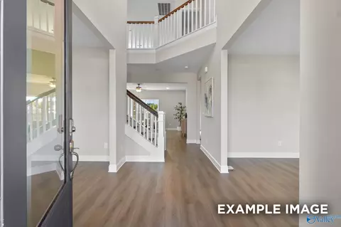 206 Slade Thomas Dr, Meridianville, AL 35759