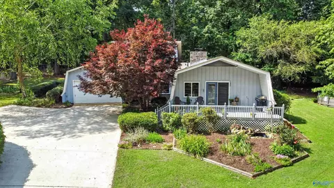 115 Cornelius Rd, Guntersville, AL 35976