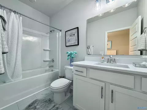 Bath - 115 Clift Creek Dr, Madison, AL 35757 photo 3 of 4