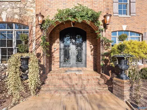 46 Mcmullen Ln, Gurley, AL 35748