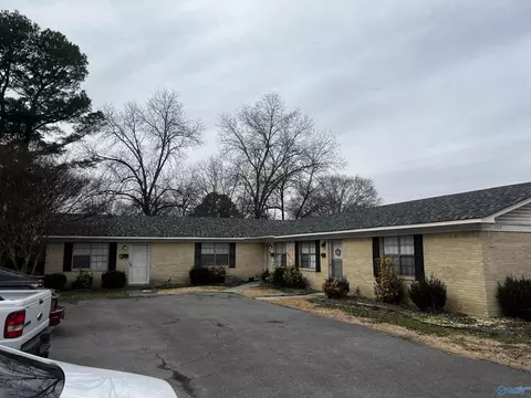 707 Barkley St #3, Hartselle, AL 35640