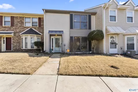 6957 Steeplechase Dr, Huntsville, AL 35806