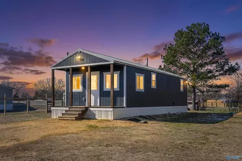 115 Lemons Rd, Grant, AL 35747