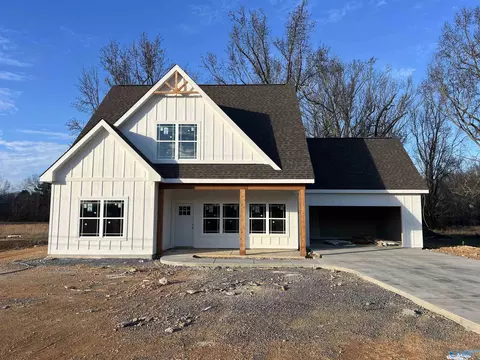 1341 Owens St, Gadsden, AL 35904