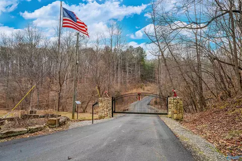 3851 Hixon Rd, Fort Payne, AL 35967