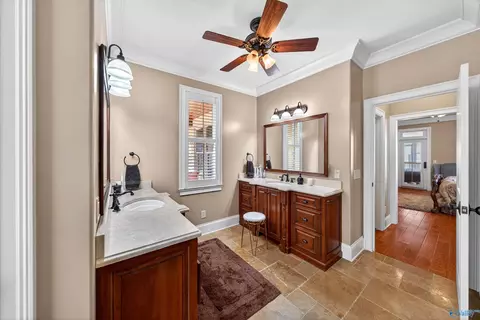 Entry Way - 1116 County Road 224, Dutton, AL 35744 photo 2 of 3