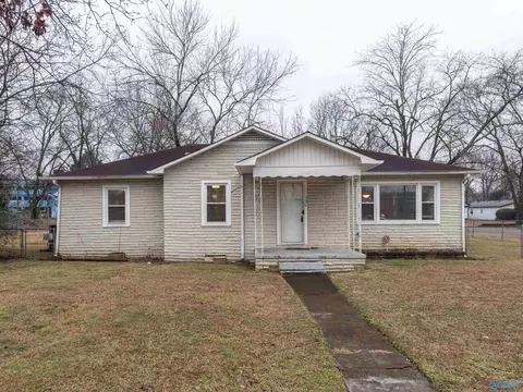 300 Beirne Ave, Huntsville, AL 35801