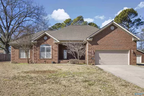34 Sharon Ave, Trinity, AL 35673 photo 3